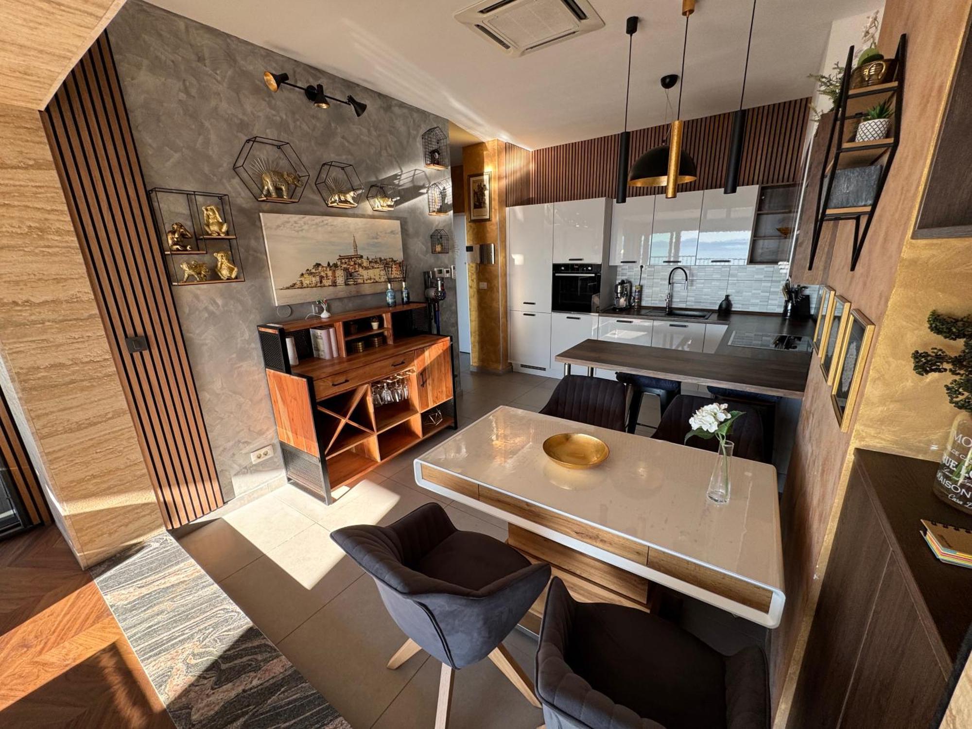 Magic View Luxury Penthouse With Jacuzzi And Sea View Apartamento Split Exterior foto